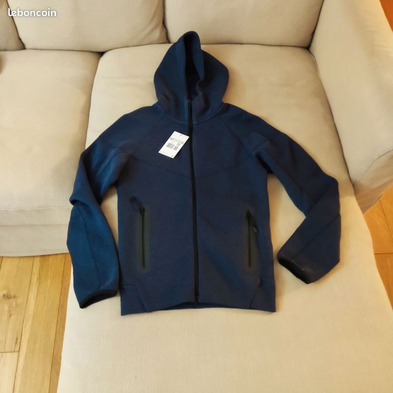 Veste Nike tech bleu marine neuf taille S (image 3)