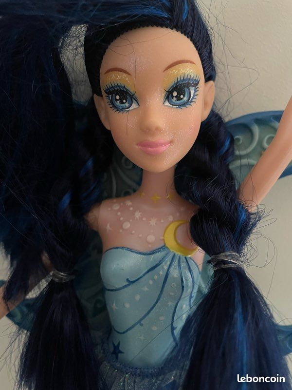Barbie Fairytopia Magic of the Rainbow Lumina (2006) (image 3)