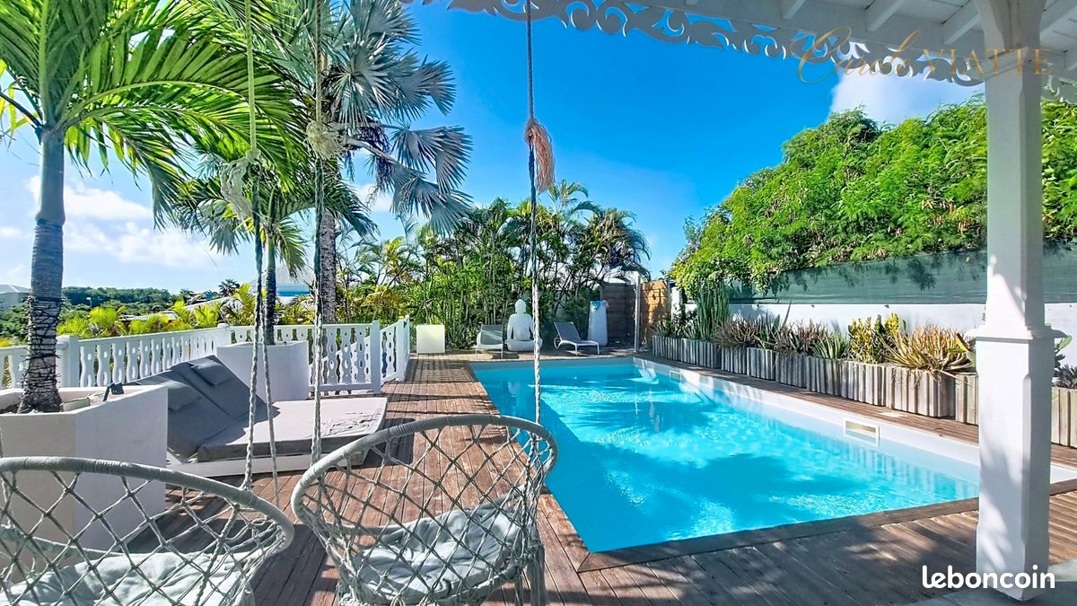 Maison 5 pièces 300 m² · à Saint-François · 300 m² · 645 000 €