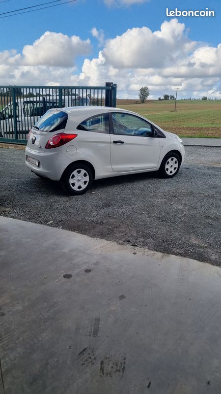 Ford KA - 1.3 TDCI (3 portes) - 2009 (image 4)