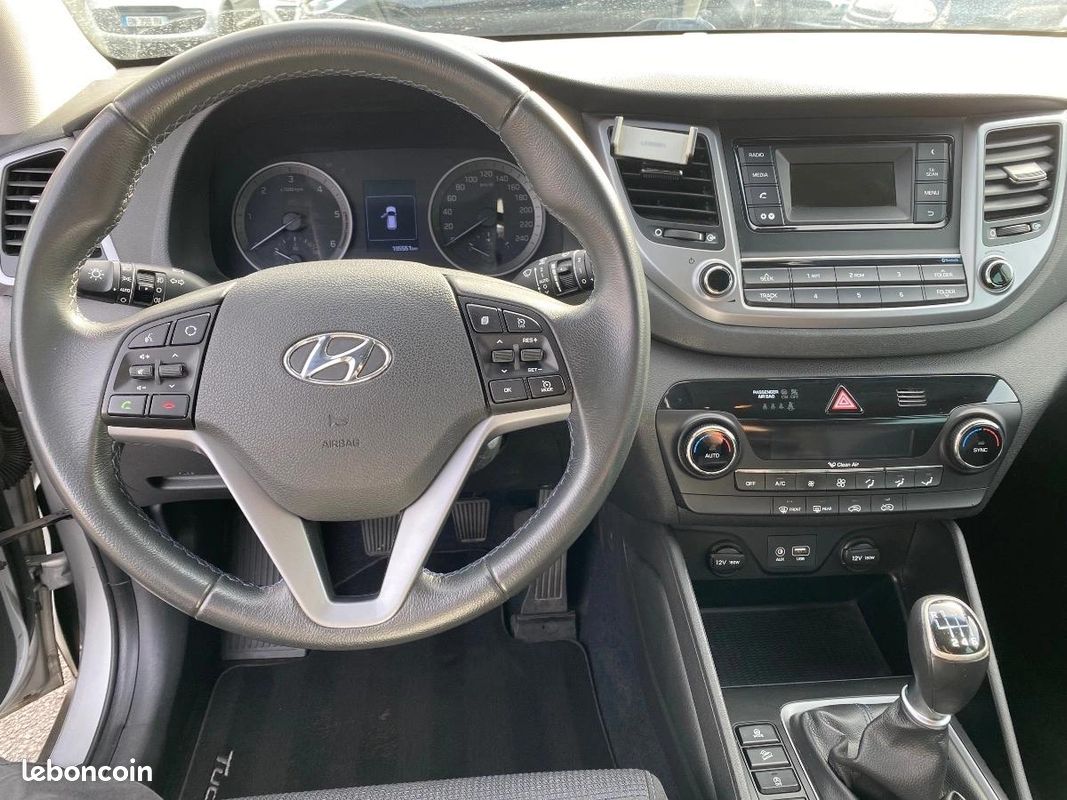 Hyundai Tucson 1.7 CRDI 115 BUSINESS 2WD (image 11)
