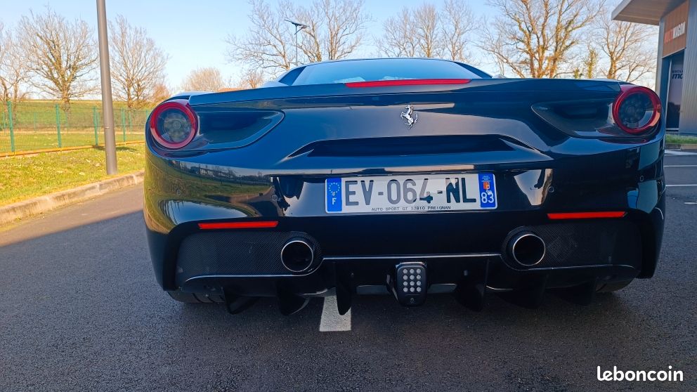 Ferrari 488 gtb 3.9 v8 (image 10)