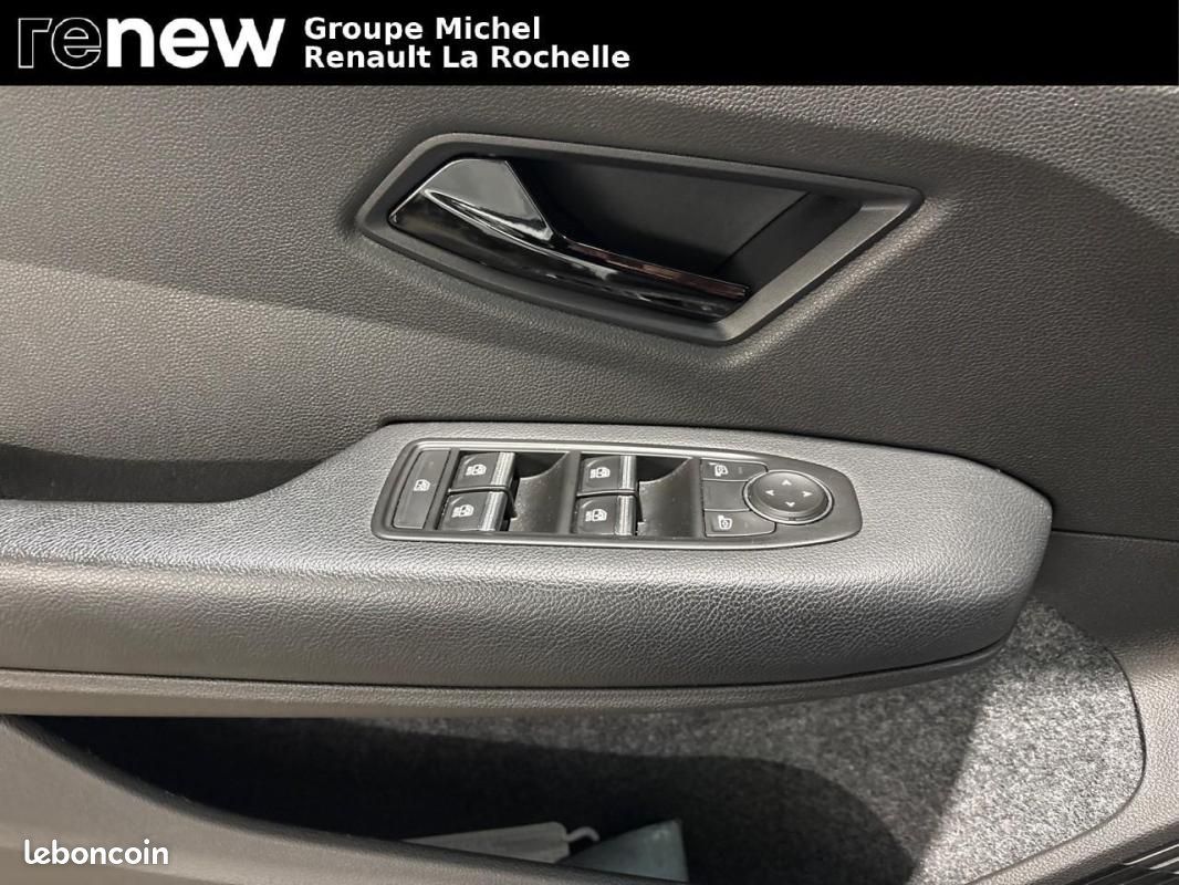 Renault Mégane E-TECH EV40 130ch standard charge Equilibre (image 14)