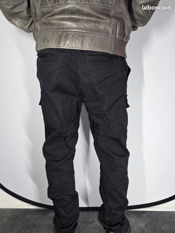 H&M pantalon cargo Noir slim fit L Vêtements