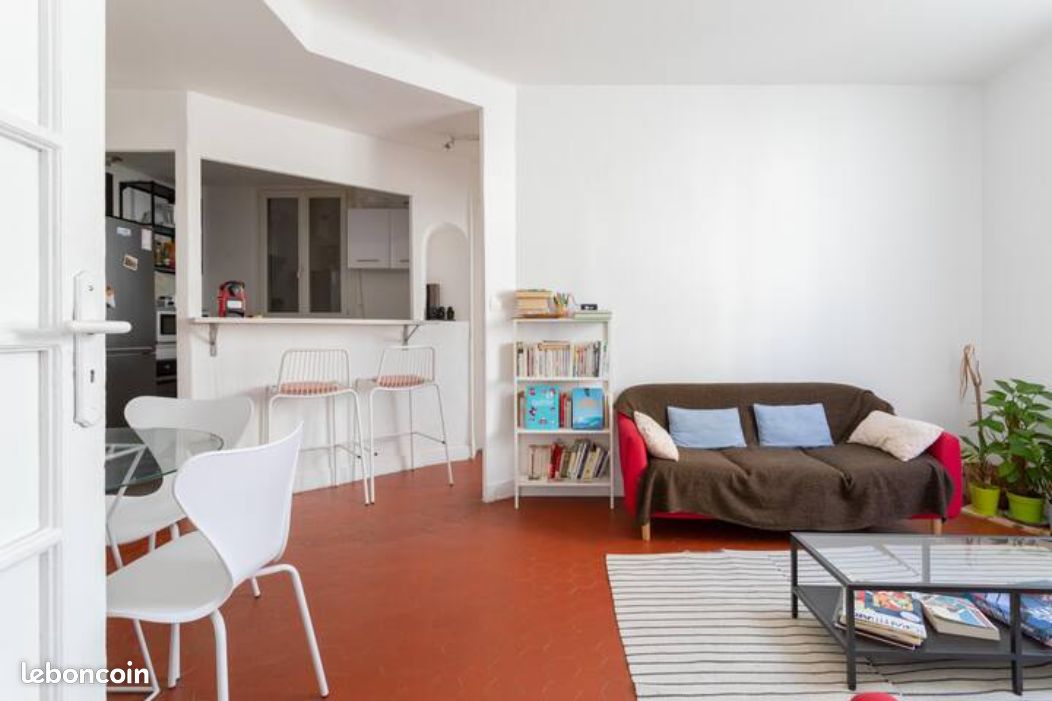 Appartement 3 pièces 49 m² · à Marseille · 49,3 m² · 985 €