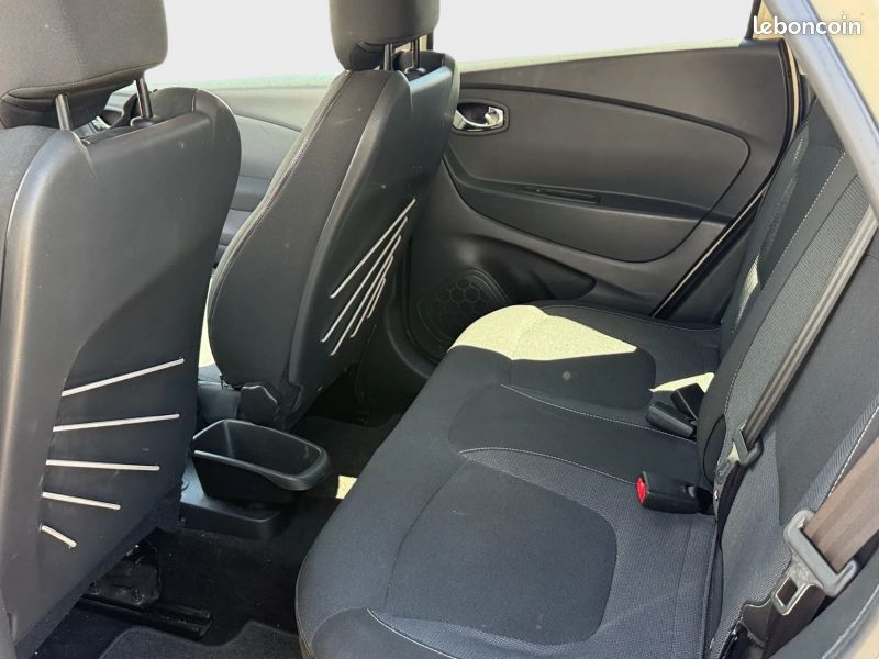 Renault CAPTUR 0.9 TCE 90CH STOP&START ENERGY LIFE ECO² (image 2)