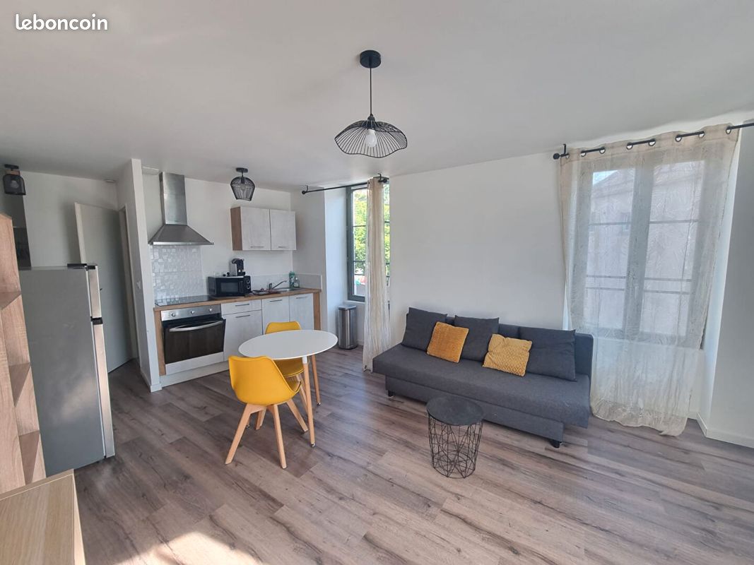 Appartement 1 pièce 25 m² · à Romans-sur-Isère · 25 m² · 505 €