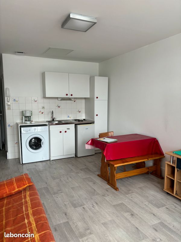 Appartement 1 pièce 24 m² · à Saint-Vallier · 23,8 m² · 417 €