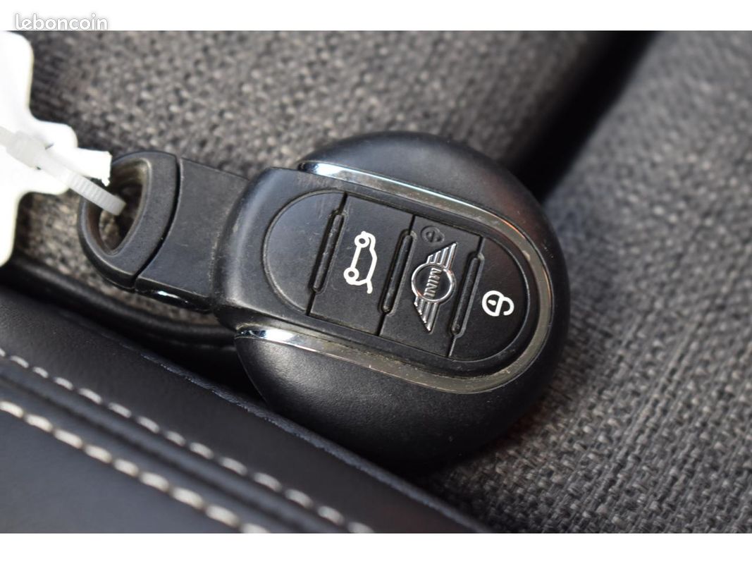 MINI COUNTRYMAN F60 LCI 136 ch BVA7 Cooper Essential (image 32)