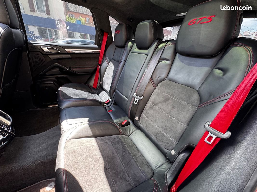 PORSCHE CAYENNE 4.8 V8 GTS Tiptronic S (image 17)