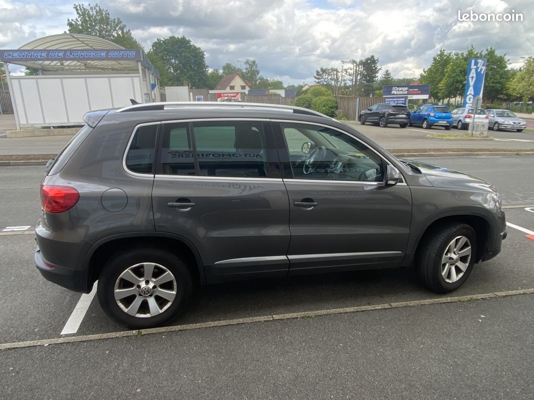 VOLKSWAGEN Tiguan (2) 2.0 TDI 170 BLUEMOTION TECHNOLOGY SPORTLINE 4MOTION (image 6)