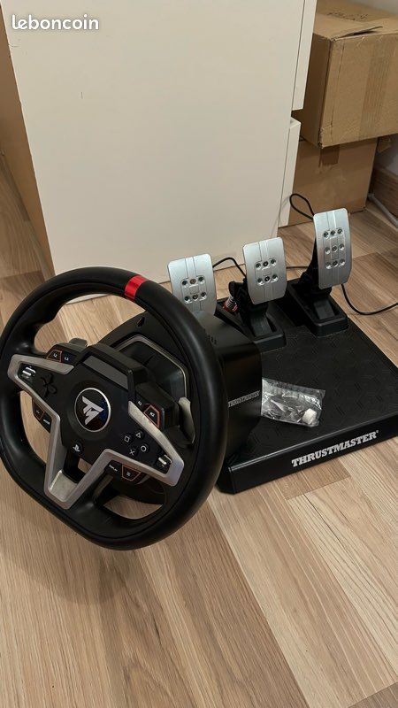 Volant Thrustmaster T248 – PS4 / PS5 / PC (image 1)