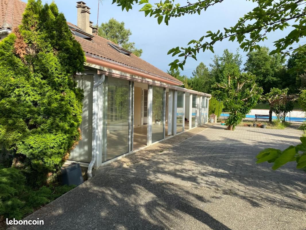 Maison 5 pièces 135 m² · à Pavie · 135 m² · 298 000 €