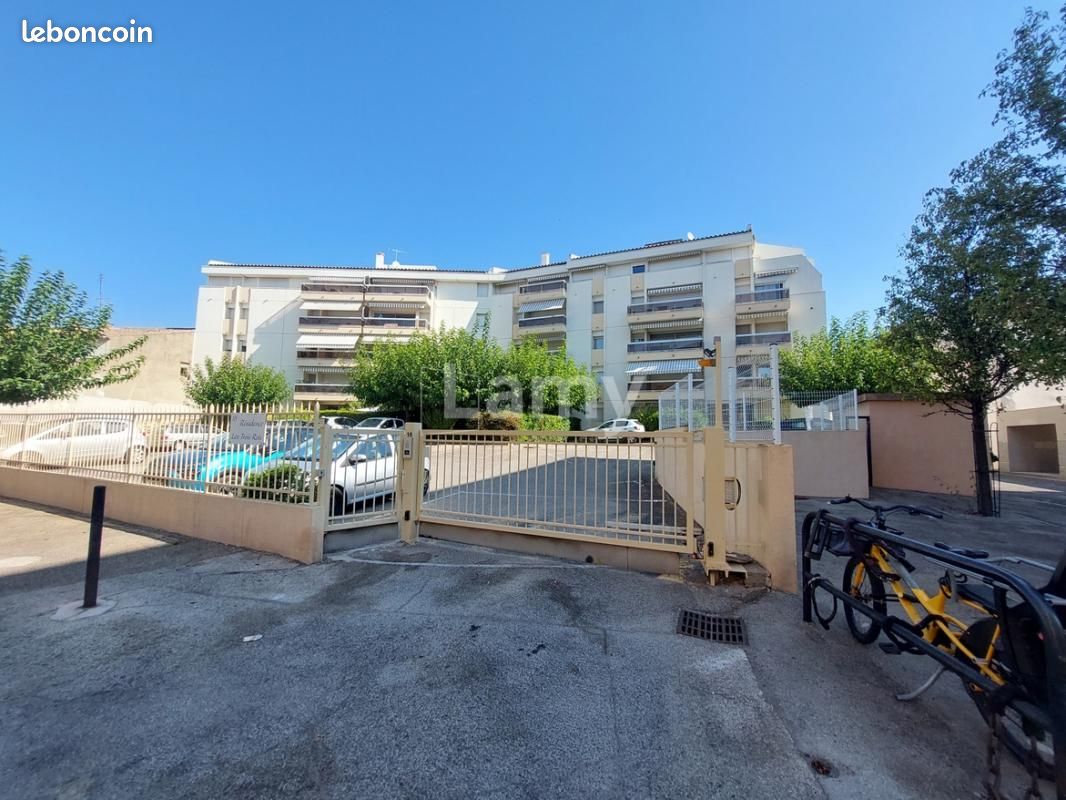 Appartement 1 pièce 24 m² · à Nîmes · 24 m² · 413 €/mois