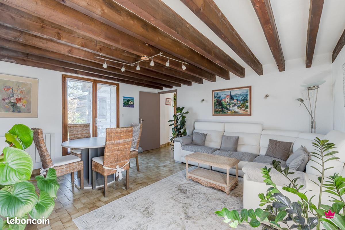 Maison 5 pièces 113 m² · à Leyment · 113 m² · 230 000 €