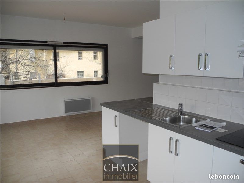 Appartement a louer aubagne - 1 pièce(s) - 45 m2 - Surfyn