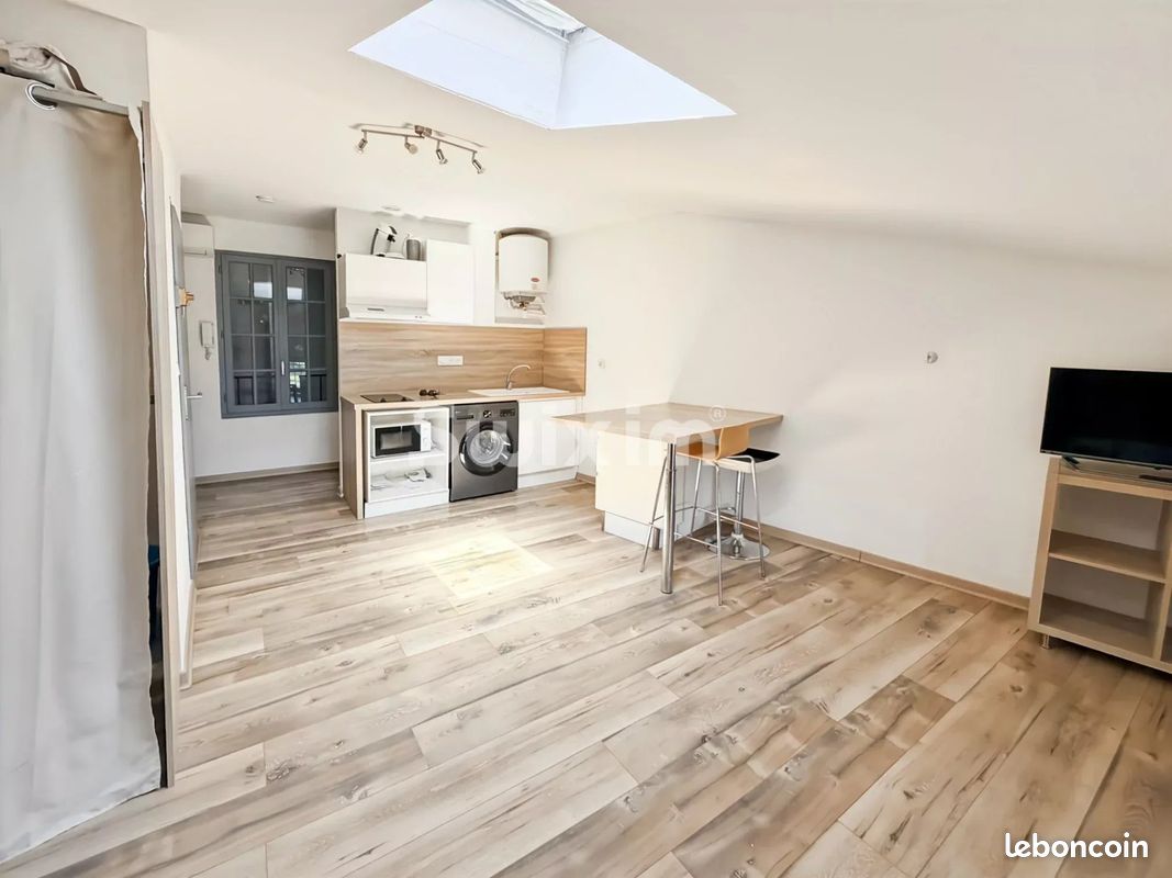 Appartement 1 pièce 32 m² · à Bourg-Saint-Andéol · 32 m² · 510 €/mois