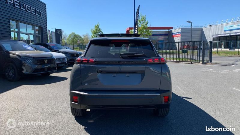 Peugeot 2008 e-2008 156ch Allure (image 6)