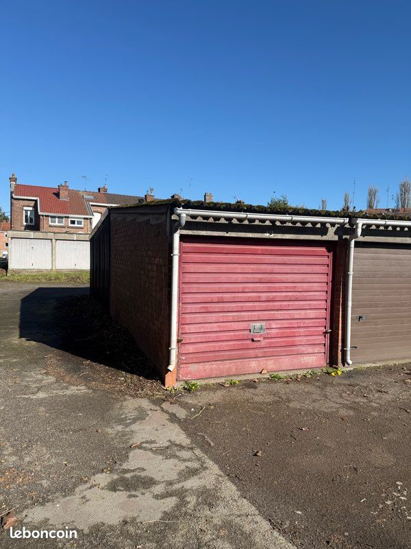 Garage 15 m2 Loos parc notre dame · 13 300 €