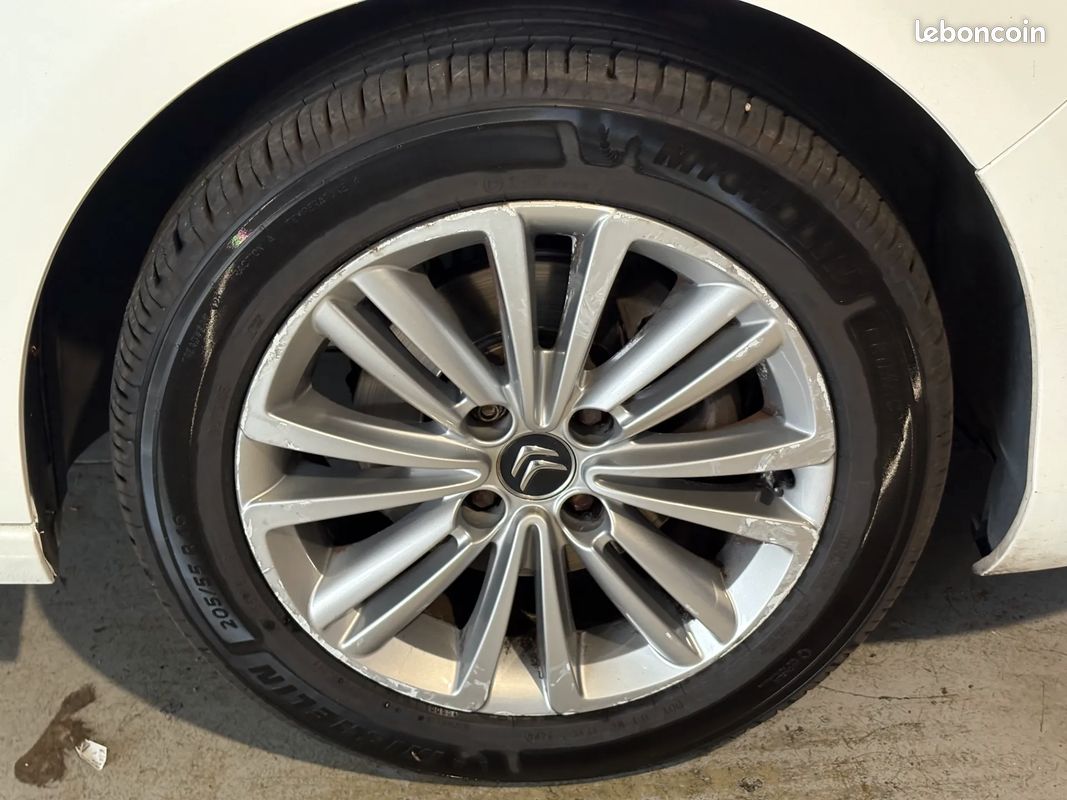 CITROEN C4 1.6 120ch MILLENIUM - 2013 - 99 000 km - Suivi complet - Première main (image 31)