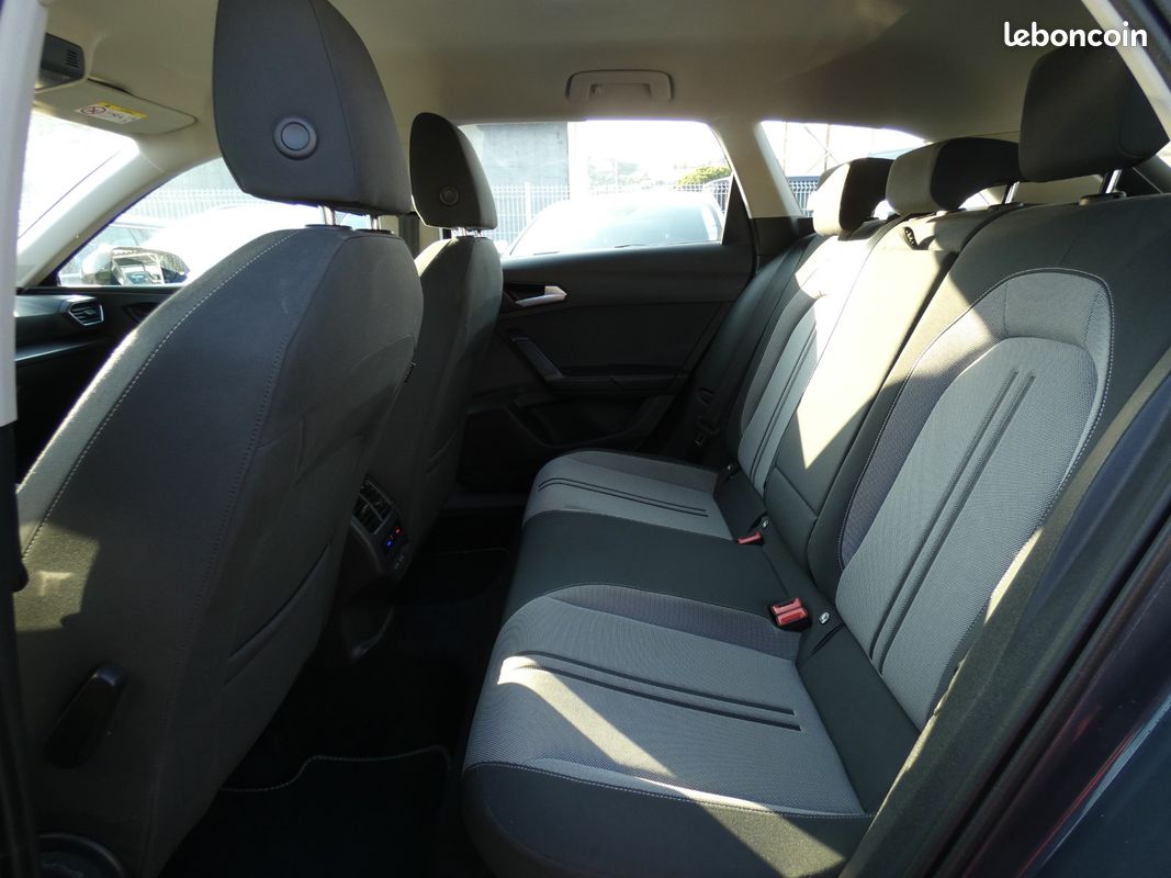 SEAT LEON SPORTSTOURER 2.0 TDI 150 DSG7 Style Business (image 11)