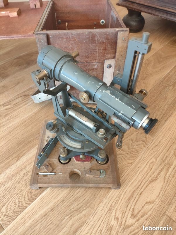 Tachiometre autoréducteur avec coffret en bois négociable (image 1)