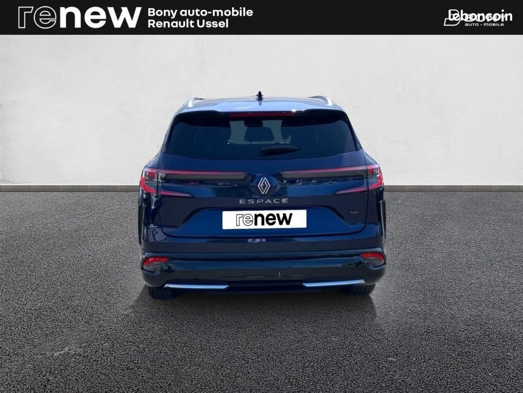 Renault Espace VI full hybrid E-Tech 200 ch 7pl Techno (image 5)