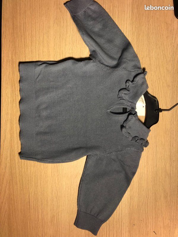 Pull bleu H&M, taille 68 cm/ 4-6 mois (image 2)