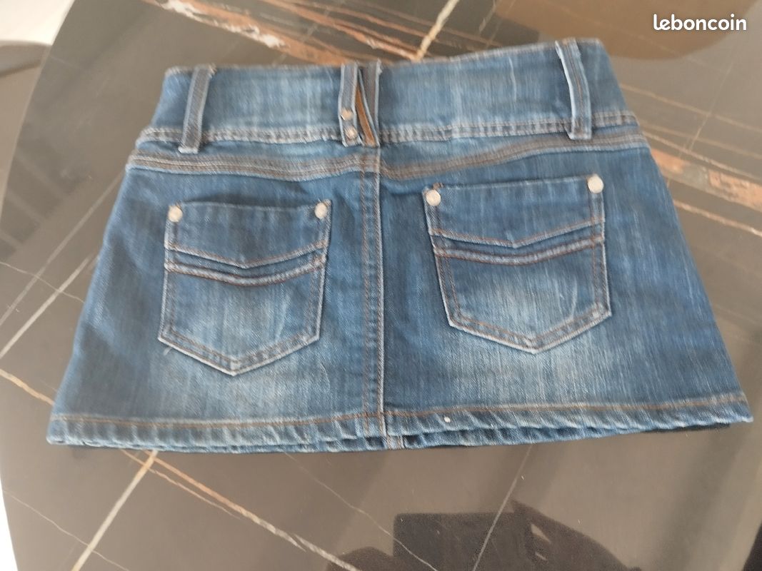 Vêtements femme jupes point 36 (image 4)