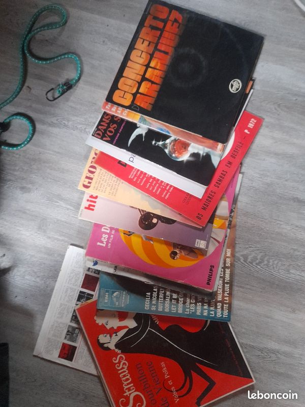 Lot Vinyles (image 1)