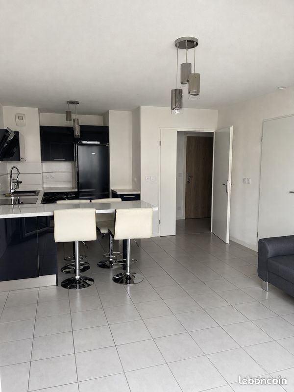 Appartement 2 pièces 41 m² · à Vaulx-en-Velin · 41 m² · 147 000 €