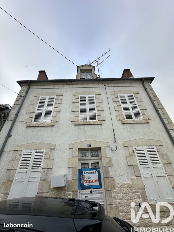 Maison 4 pièces 98 m² · à Reuilly · 98 m² · 59 900 €