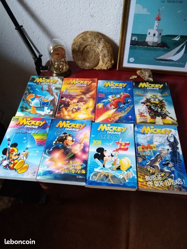 Vend un lot de 8 livres Mickey parade géant (image 1)