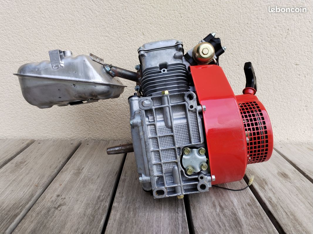 Moteur Suzuki V160 5.3 CV - Arbre cylindrique - À réviser (image 6)