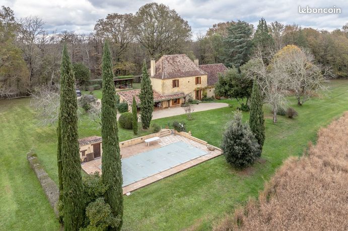 Maison 6 pièces 148 m²