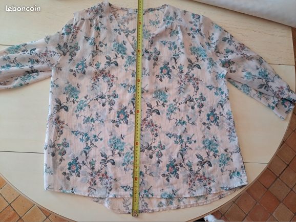 Corsage fleuri délicat T42 (image 4)
