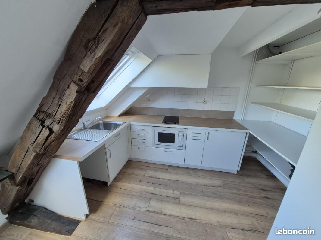 Appartement 1 pièce(s) 52 m²à louer Douai