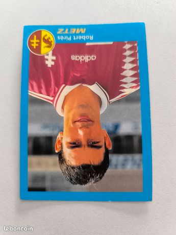 Robert Pirès - carte 090 Official Football Cards 1996