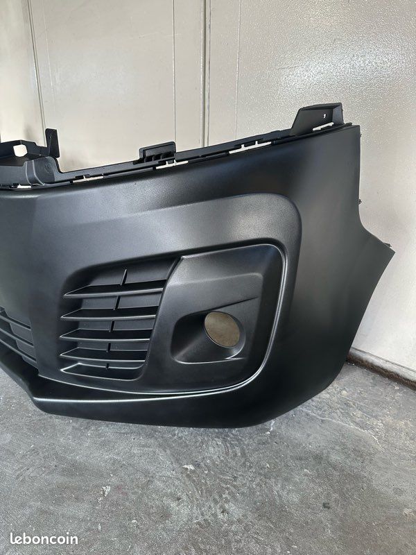 Pare choc avant Peugeot expert 3 phase 1 (image 2)