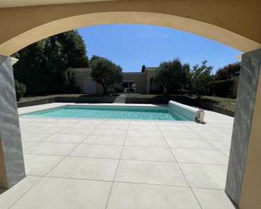 Maison 1 249 000 € - 240 m²