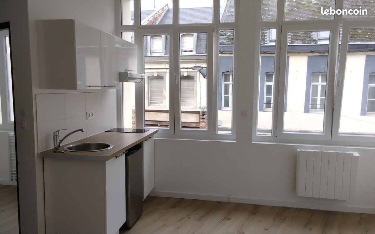 Appartement 1 pièce 17 m² · à Saint-Quentin · 17 m² · 339 €/mois
