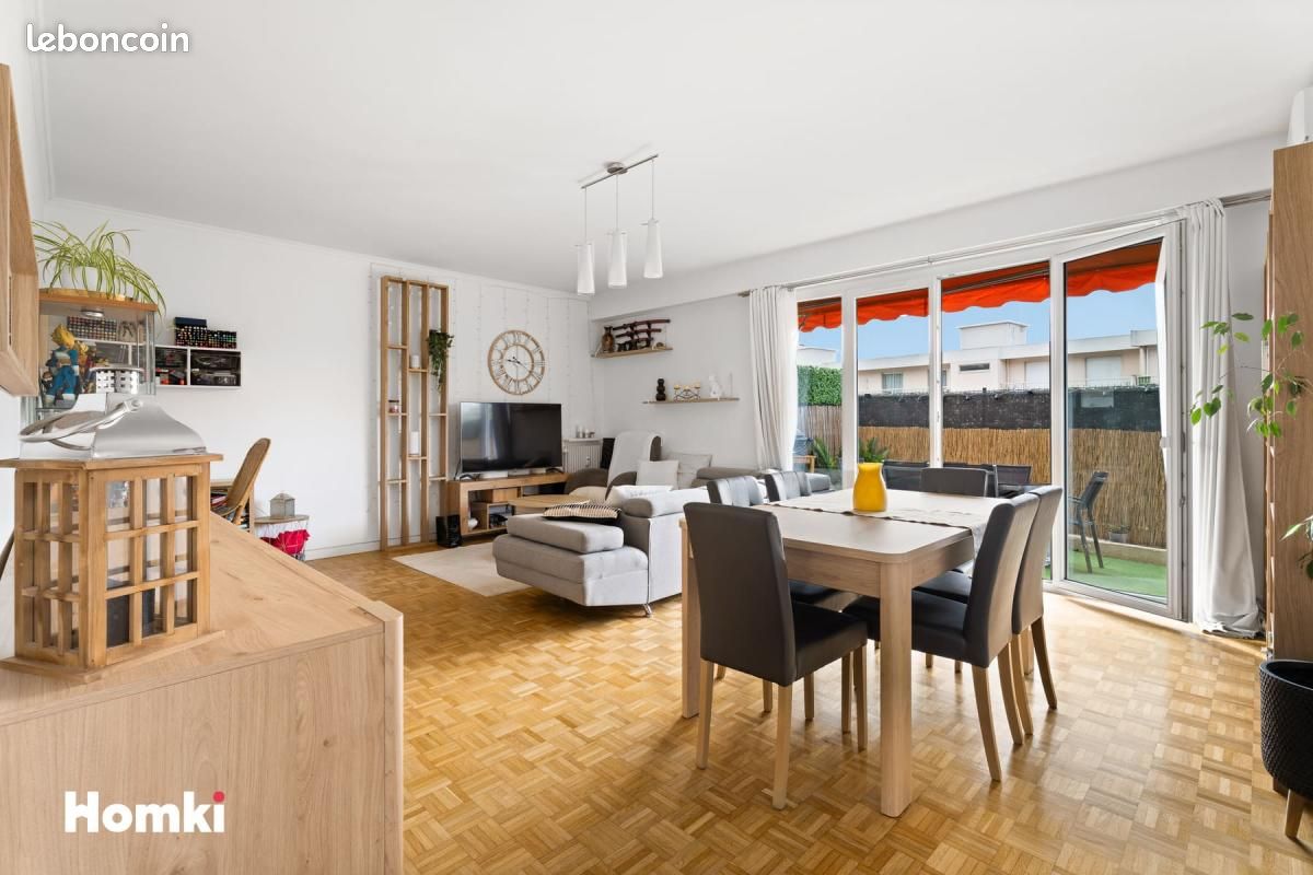 Appartement 3 pièces 81 m² · à Antibes · 81 m² · 389 000 €