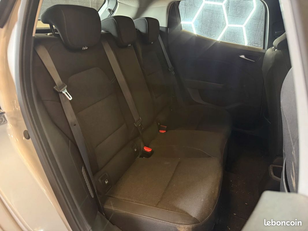 Renault CLIO V 1.6 e-tech 140cv hybrid business bva / SUIVI OK / ATTELAGE (image 16)