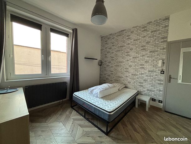 Studio 1 pièce 21 m²