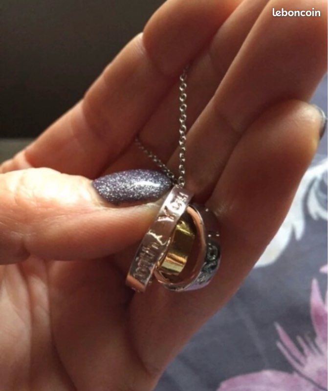 Pendentif Collier Anneaux grave Love You MOM Je t'aime Maman