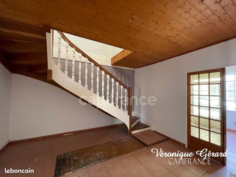 Maison 5 pièces 153 m² - Vélines 24230 (image principale 4)