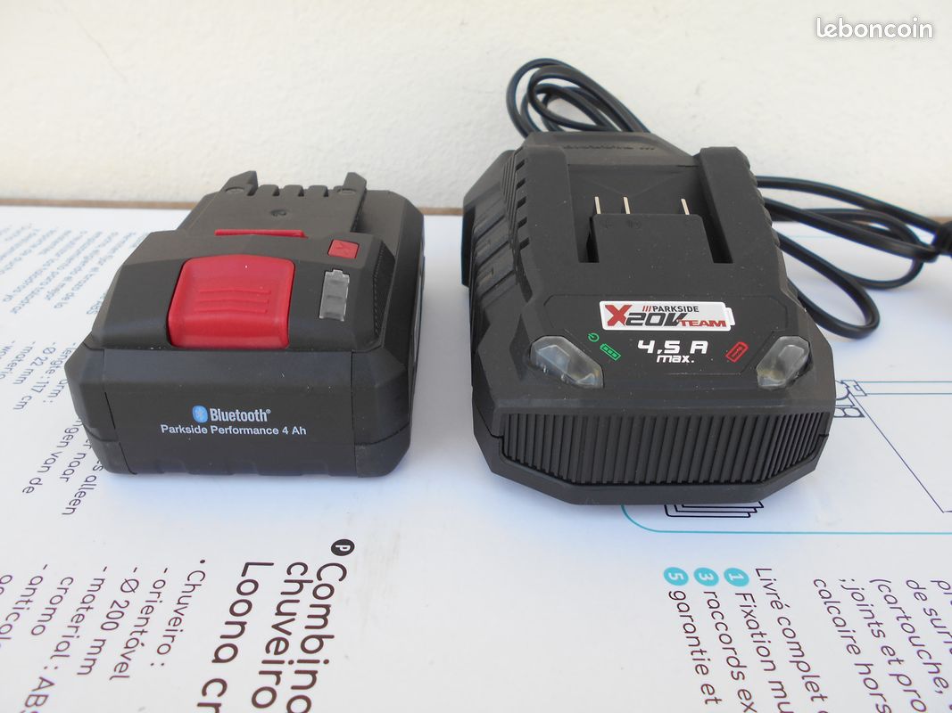 Batterie Ah smart et chargeur 4,5 A parkside neufs Bricolage