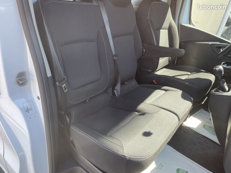 Renault TRAFIC III FG L2H2 1200 2.0 DCI 145CH ENERGY GRAND CONFORT E6 (image 22)