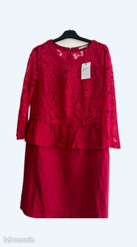 Robe (image 1)