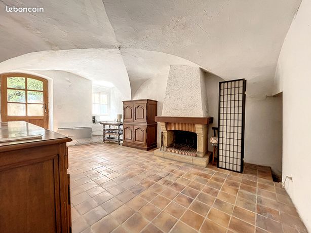 Maison de village 6 pièces 150 m²